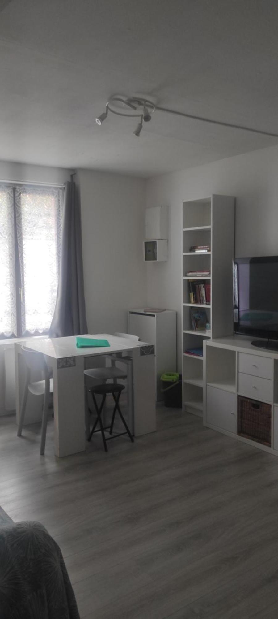 Superbe Appartement En Plein Centre Ville Viarmes Exterior foto